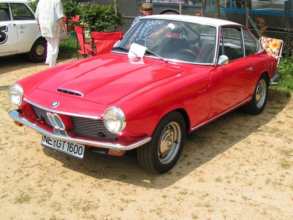 BMW 1300 GT Coupe
